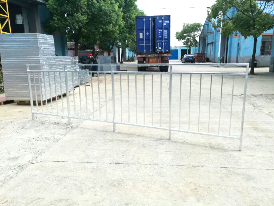熱鍍鋅護欄B